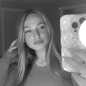 Meet your Posher, Ava